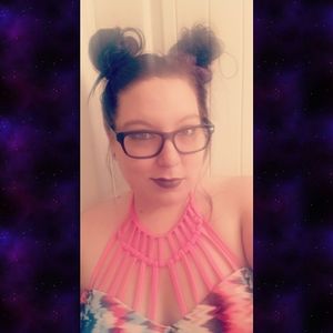 Meet your Posher, Noelle